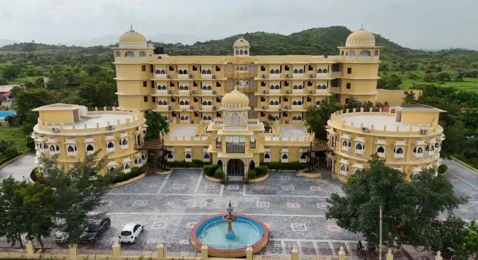Sinclairs Palace Retreat