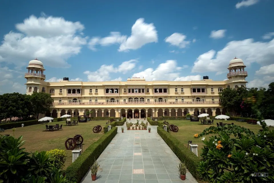 Mundota Palace